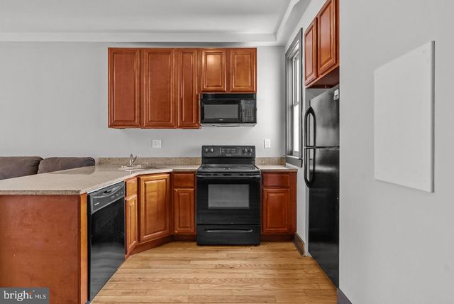1805 N 18TH ST, Philadelphia, PA 19121
