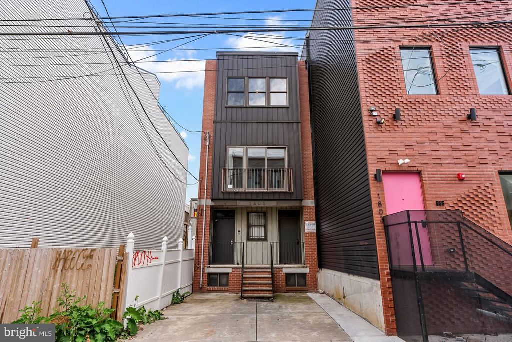 1805 N 18TH ST, Philadelphia, PA 19121