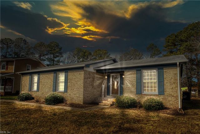 1447 Lake Forest DR, Portsmouth, VA 23701