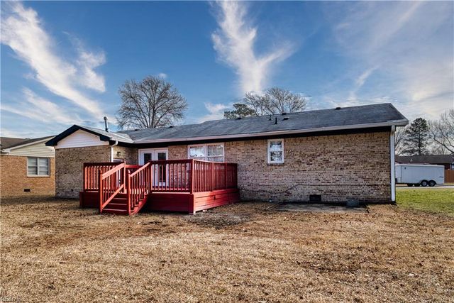 1447 Lake Forest DR, Portsmouth, VA 23701