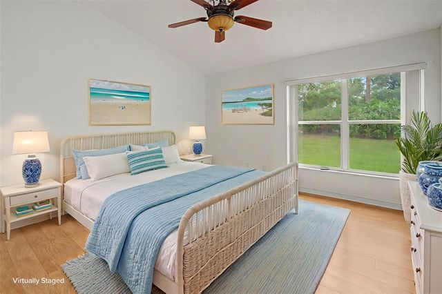 2241 WORTHINGTON GREENS DRIVE, Sun City Center, FL 33573
