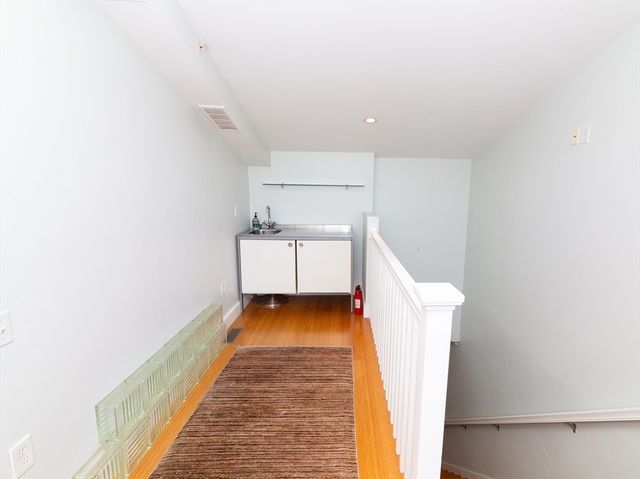 88 B St 301, Boston, MA 02127