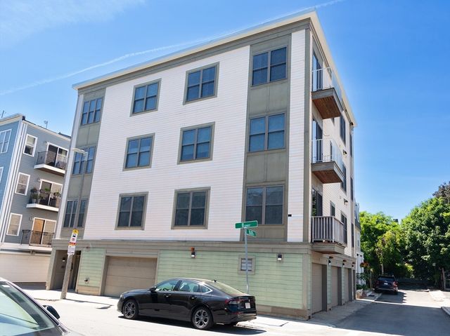 88 B St 301, Boston, MA 02127