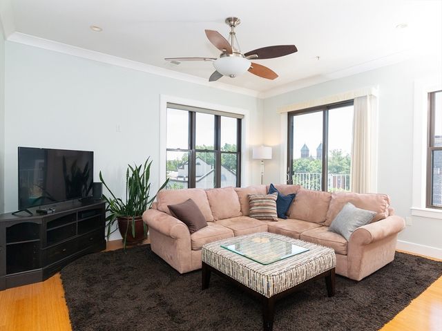 88 B St 301, Boston, MA 02127