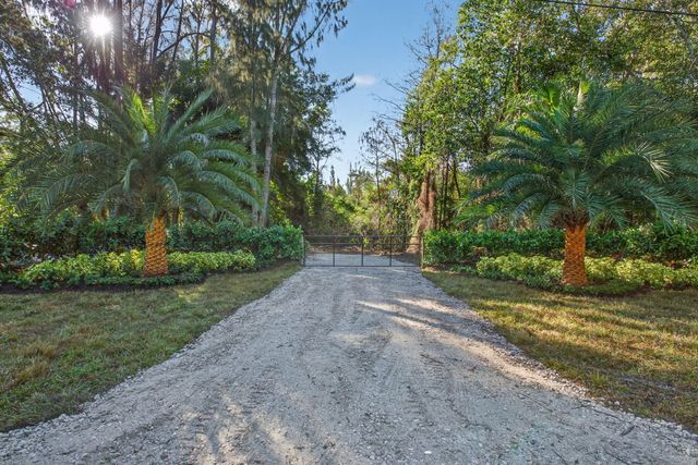 9620 171st Street N, Jupiter, FL 33478