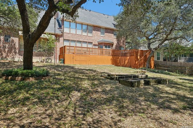 8238 PLUM VALLEY DR, San Antonio, TX 78255