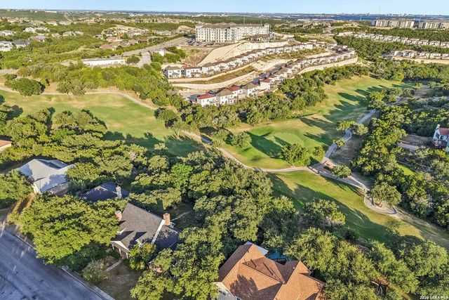 8238 PLUM VALLEY DR, San Antonio, TX 78255