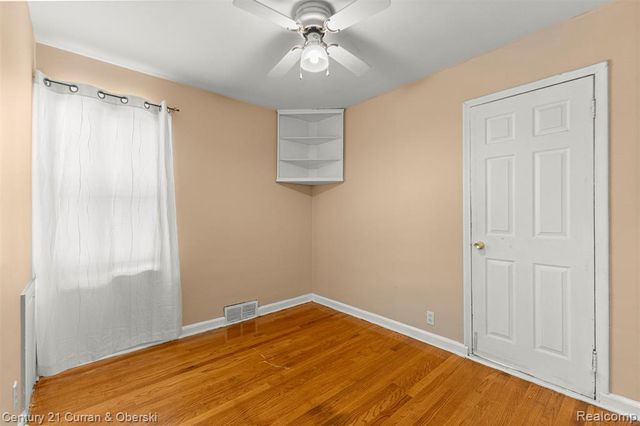 6732 Rockwood, Dearborn Heights, MI 48127