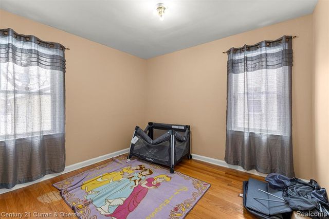 6732 Rockwood, Dearborn Heights, MI 48127