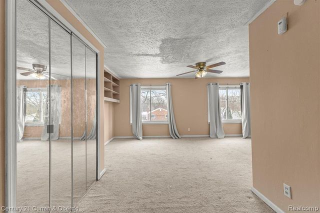 6732 Rockwood, Dearborn Heights, MI 48127