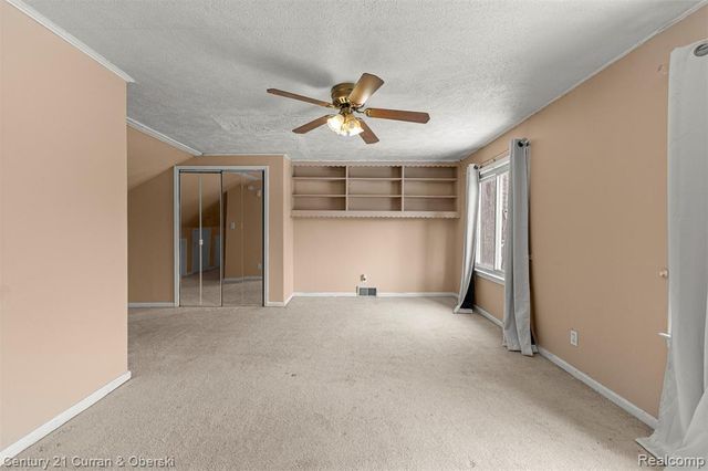 6732 Rockwood, Dearborn Heights, MI 48127