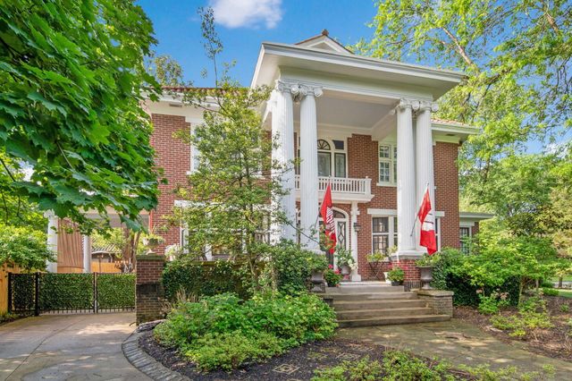 2465 E Broad Street, Columbus, OH 43209