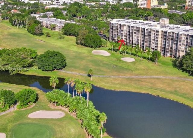 16300 Golf Club Road 317, Weston, FL 33326