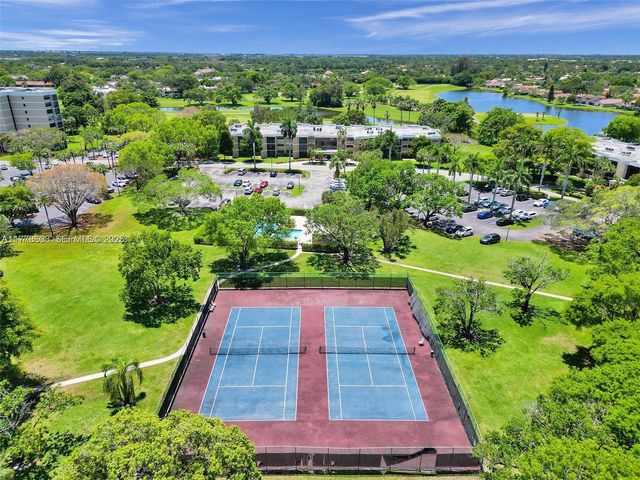 16300 Golf Club Road 317, Weston, FL 33326
