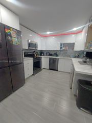 16300 Golf Club Road 317, Weston, FL 33326