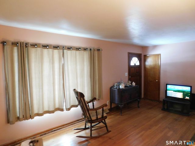 34 Cornwall Drive, Windsor Locks, CT 06096