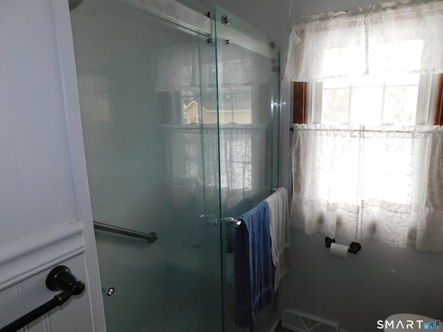 34 Cornwall Drive, Windsor Locks, CT 06096