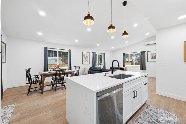 6359 Dardu Road, Maple Falls, WA 98266