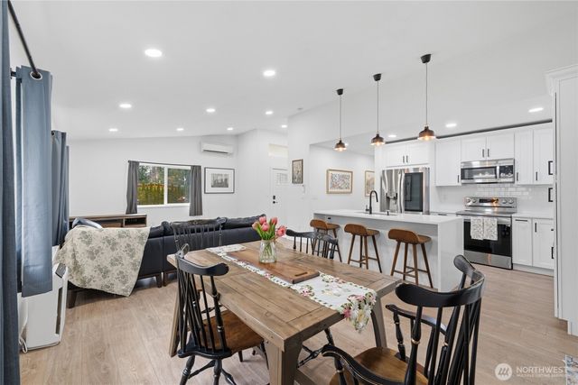 6359 Dardu Road, Maple Falls, WA 98266