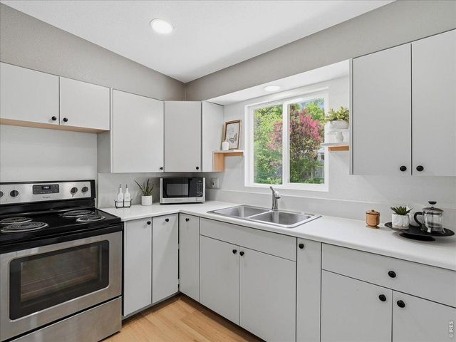 1617 Richards Pl, Fort Collins, CO 80521