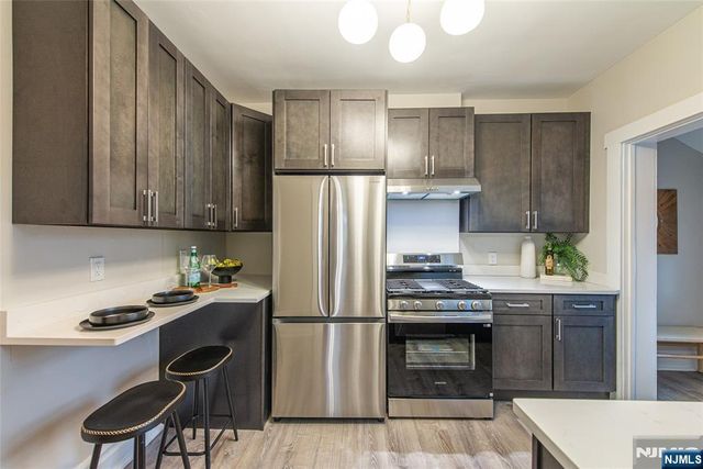 61-63 Claremont Avenue 1, Montclair, NJ 07042