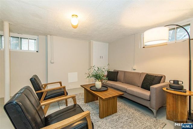 61-63 Claremont Avenue 1, Montclair, NJ 07042