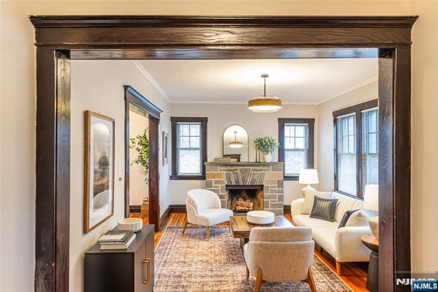 61-63 Claremont Avenue 1, Montclair, NJ 07042