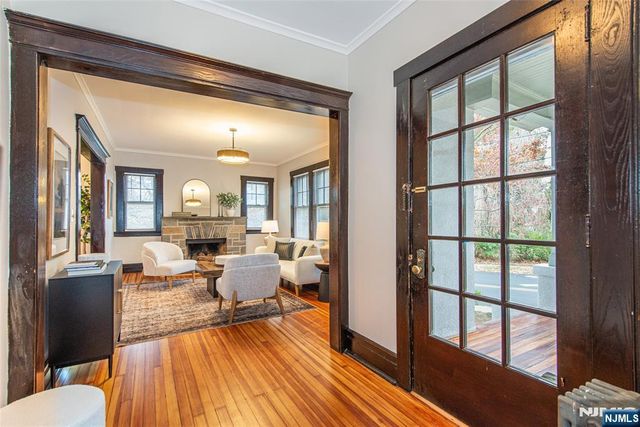 61-63 Claremont Avenue 1, Montclair, NJ 07042