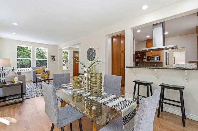338 Creekside Village Drive, Los Gatos, CA 95032
