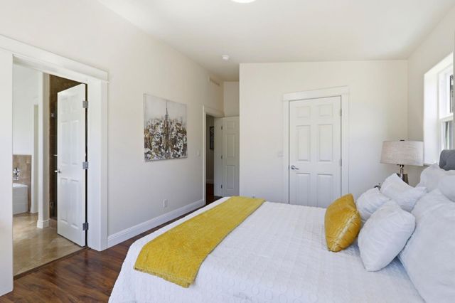 338 Creekside Village Drive, Los Gatos, CA 95032