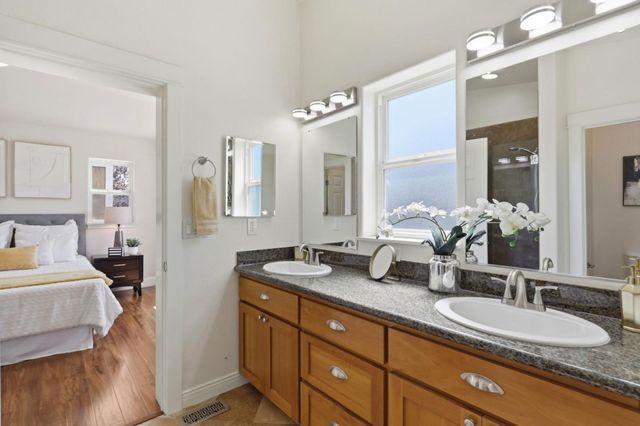 338 Creekside Village Drive, Los Gatos, CA 95032