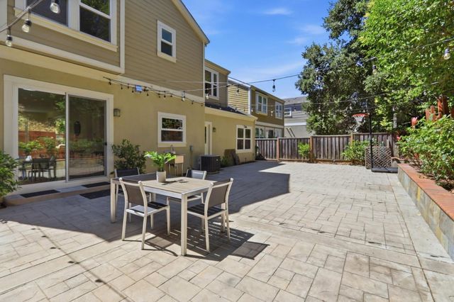 338 Creekside Village Drive, Los Gatos, CA 95032