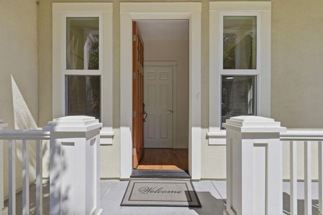 338 Creekside Village Drive, Los Gatos, CA 95032