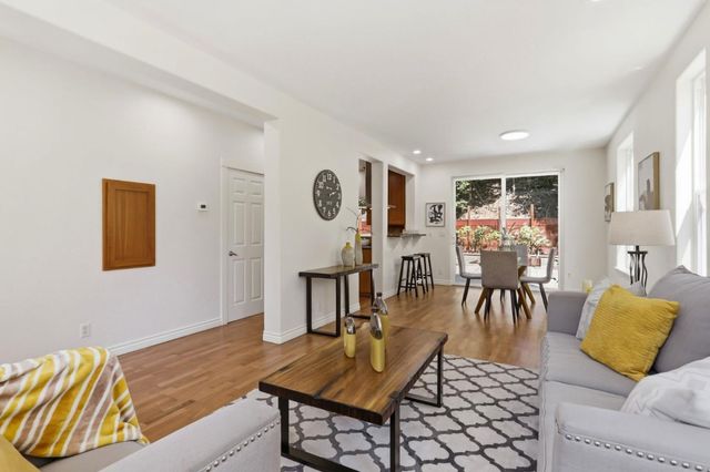 338 Creekside Village Drive, Los Gatos, CA 95032