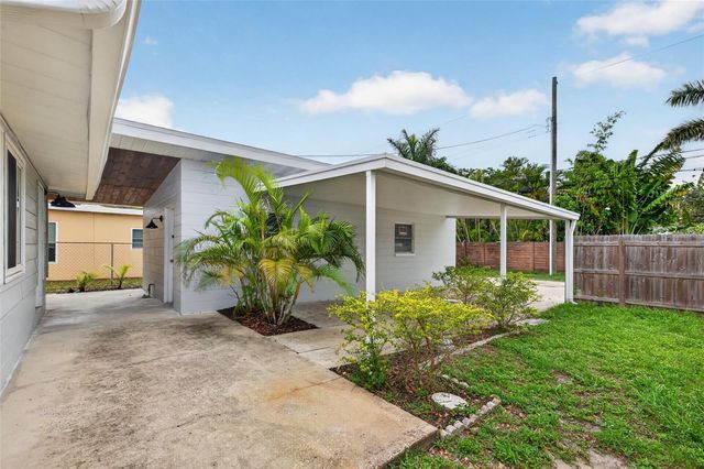 679 71ST AVE NORTH AVENUE N, St Petersburg, FL 33702