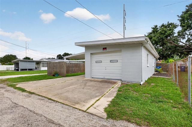 679 71ST AVE NORTH AVENUE N, St Petersburg, FL 33702