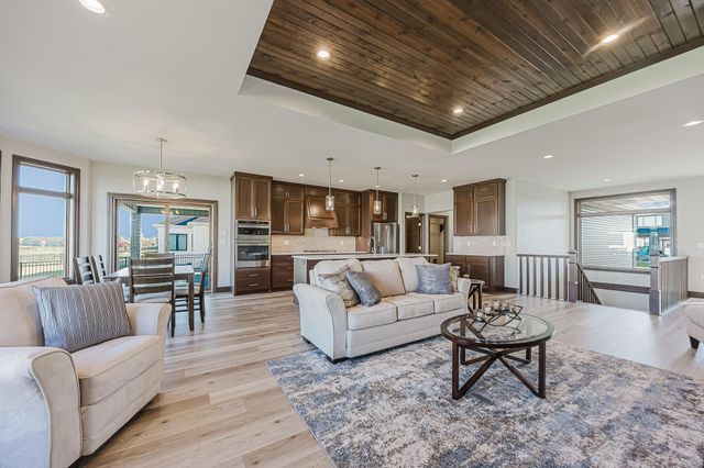 1082 Larkin Lane W, West Fargo, ND 58078