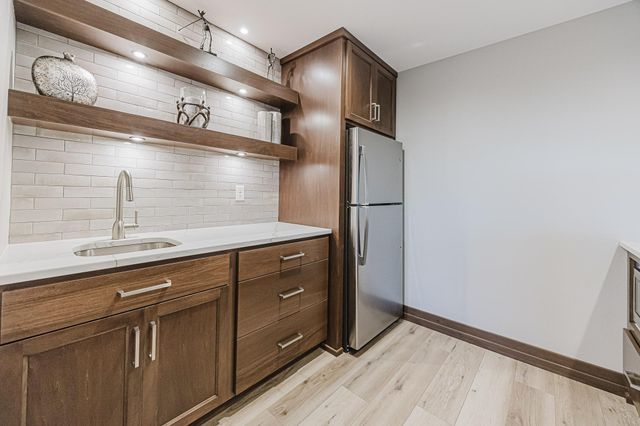 1082 Larkin Lane W, West Fargo, ND 58078