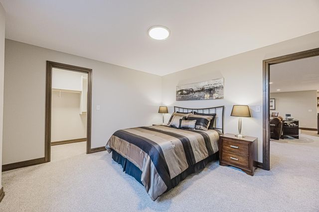 1082 Larkin Lane W, West Fargo, ND 58078