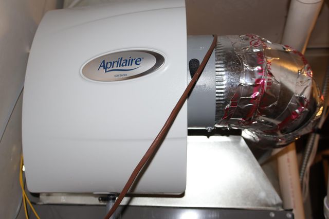 1082 Larkin Lane W, West Fargo, ND 58078