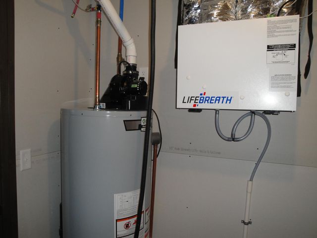 1082 Larkin Lane W, West Fargo, ND 58078