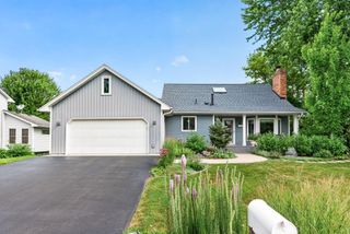 11420 42nd Avenue N, Plymouth, MN 55441