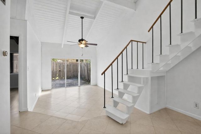 8042 SW 21st Place 8042, Davie, FL 33324