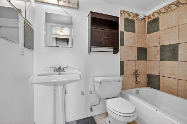 8042 SW 21st Place 8042, Davie, FL 33324