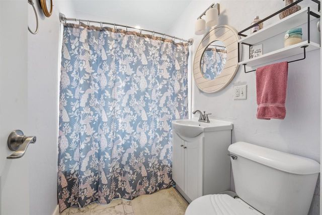 1336 WIRTZ AVENUE, Green Bay, WI 54304