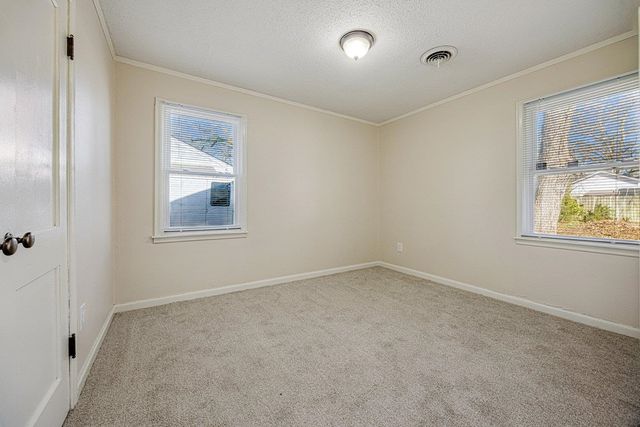 4490 GARNETT RD, Memphis, TN 38117