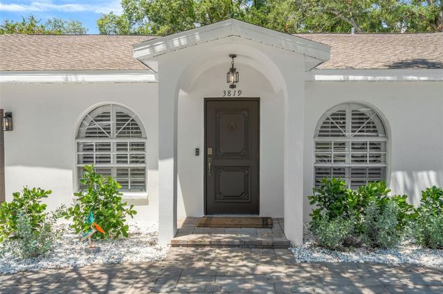 3819 W SAN MIGUEL STREET, Tampa, FL 33629