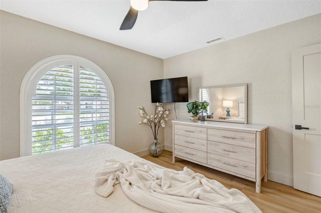 3819 W SAN MIGUEL STREET, Tampa, FL 33629