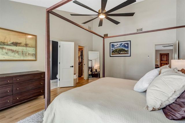 3819 W SAN MIGUEL STREET, Tampa, FL 33629
