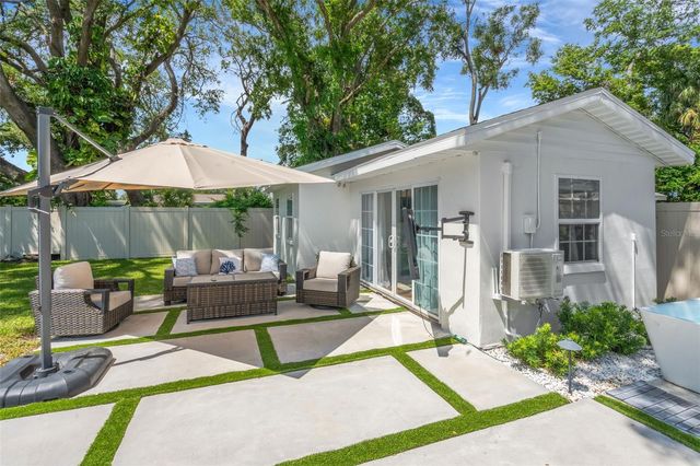 3819 W SAN MIGUEL STREET, Tampa, FL 33629